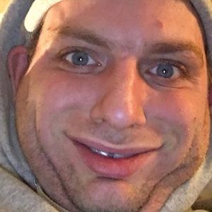 Meet your Posher, Elio